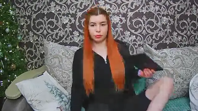 ElllaNuar live sex cam