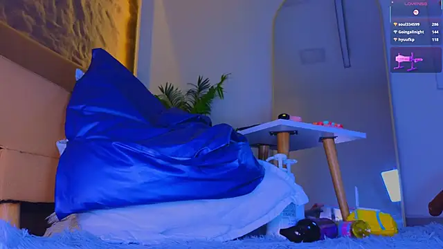 Isa__Blanc's cam snapshot