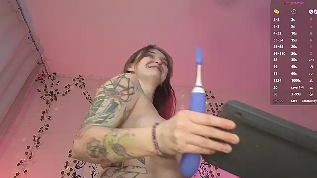 Liberty__'s cam snapshot