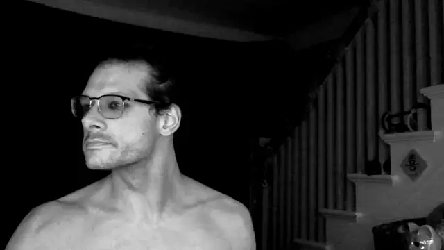 MasterDaddyCool's cam snapshot