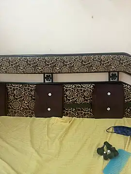 NoughtySameera's cam snapshot