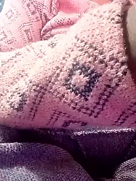 NEHAHOT143's cam snapshot