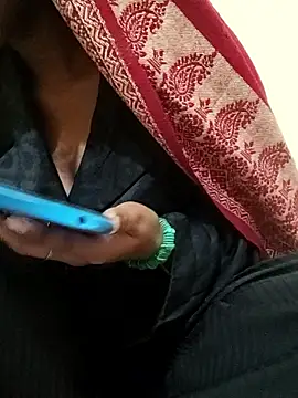 farana_bhat's cam snapshot