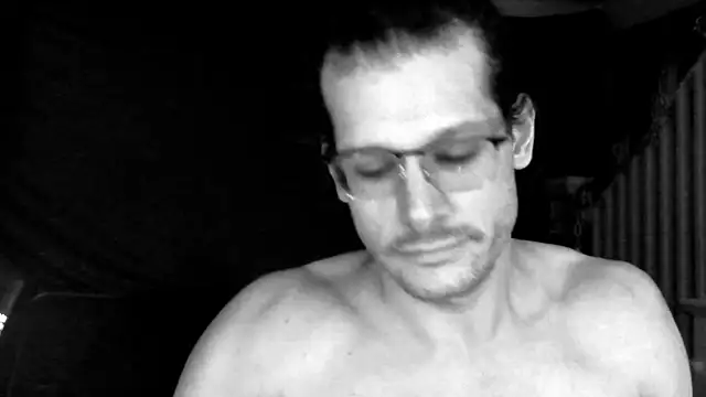 MasterDaddyCool's cam snapshot