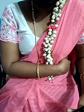 lolida69thamil's cam snapshot