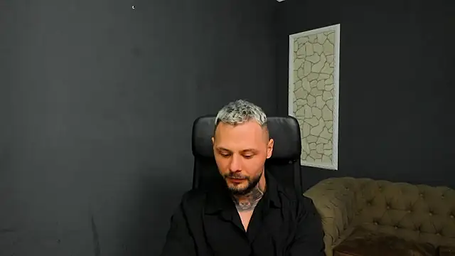 BrianHunts live sex cam