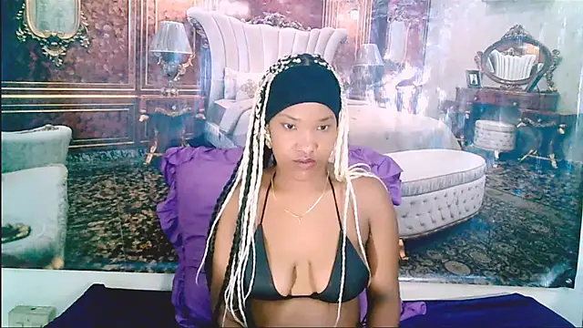 EroticSexyPrada live sex cam