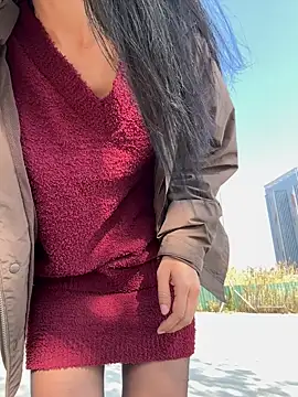 so-linger live sex cam