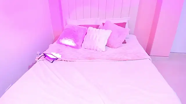 caroo_gomeez's cam snapshot