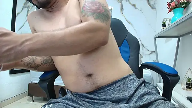 Enzo_Turner live sex cam