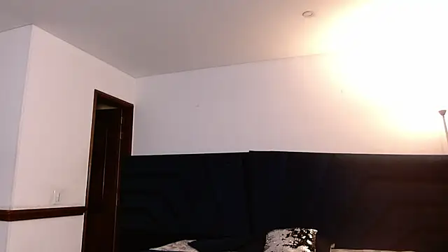 peyton_golden1's cam snapshot