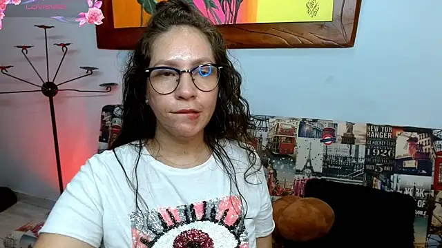 naihroby live sex cam