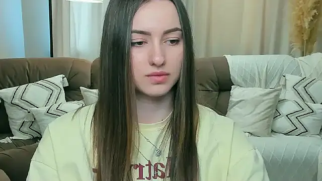 Christina_Enigma's cam snapshot