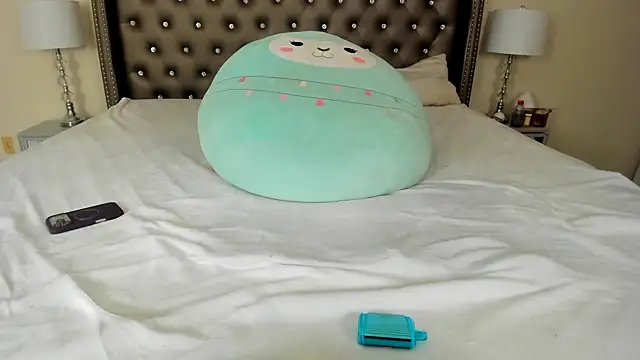 NadiaLyla live sex cam