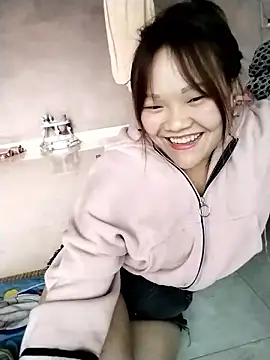 m-mbae's cam snapshot