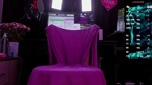 Raissa_sky26's cam snapshot