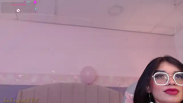 Emerald_gh's cam snapshot