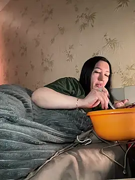 Naughtbaby_2025's cam snapshot