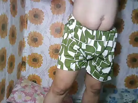 Smilinglovely live sex cam