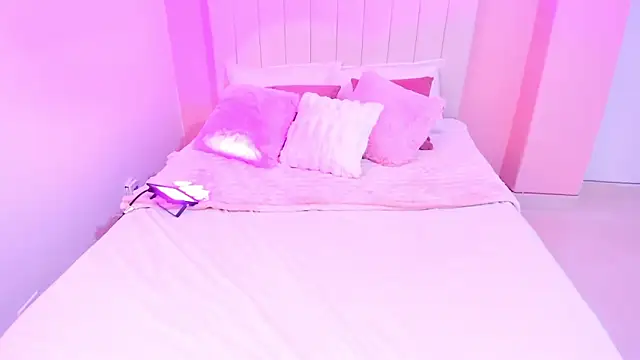 caroo_gomeez's cam snapshot