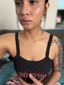 Isabella-Teen's cam snapshot