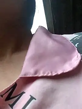 omiu-baby's cam snapshot