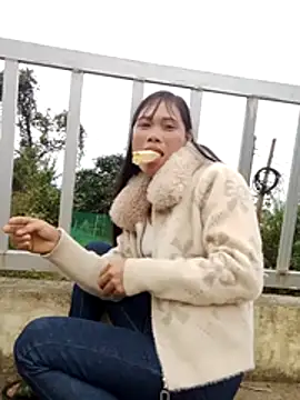 doggy-00's cam snapshot