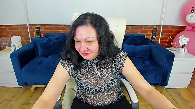 IrissMoon's cam snapshot