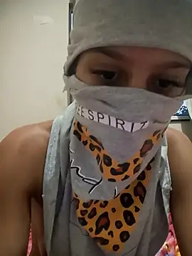 Fannyfoxfi live sex cam