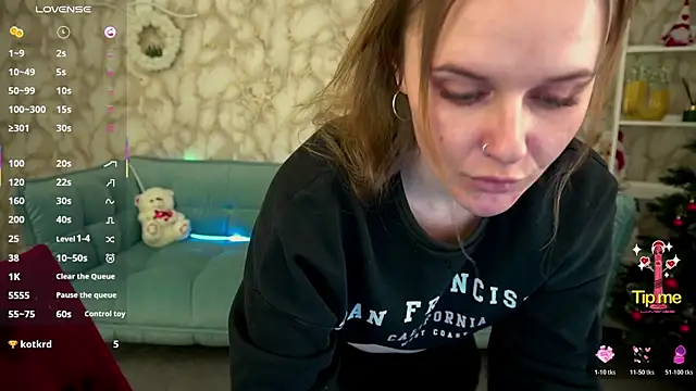 MaribelRiverr_'s cam snapshot