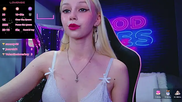 AlessiaCroft's cam snapshot