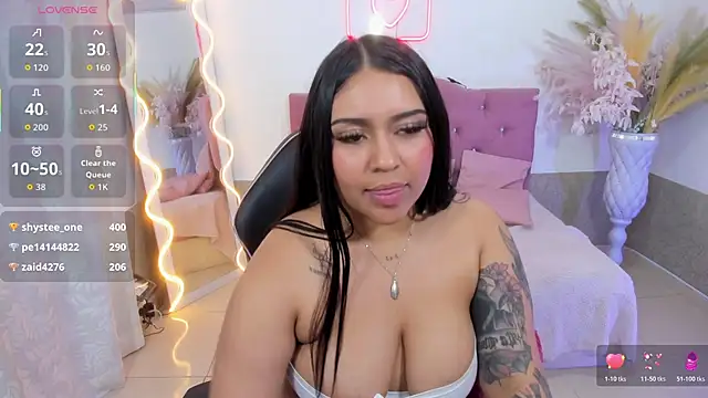 kendra_tay's cam snapshot