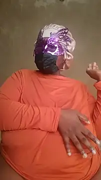 STUFUZASABO's cam snapshot