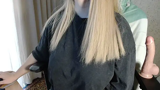 Miaxfox's cam snapshot