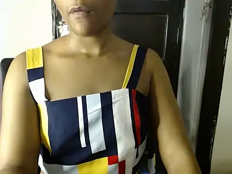 savage_laura's cam snapshot