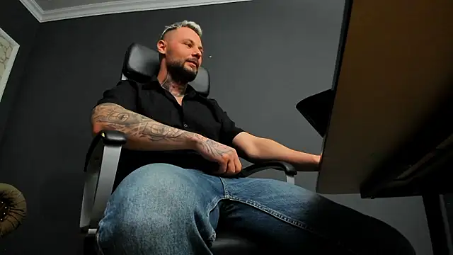 BrianHunts's cam snapshot