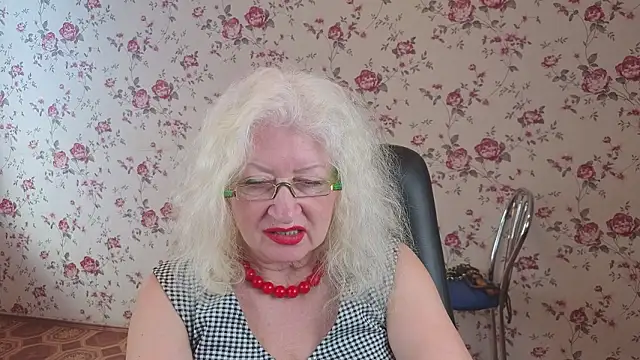 Maya_Mayflower's cam snapshot