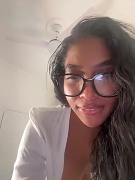 IamCrystal2's cam snapshot