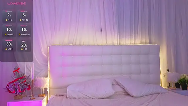 Monica_Leen's cam snapshot