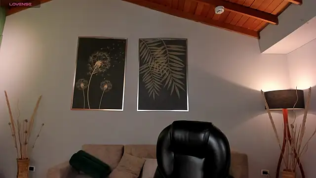 ValeriaRiveraX's cam snapshot