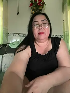 Alinat_'s cam snapshot