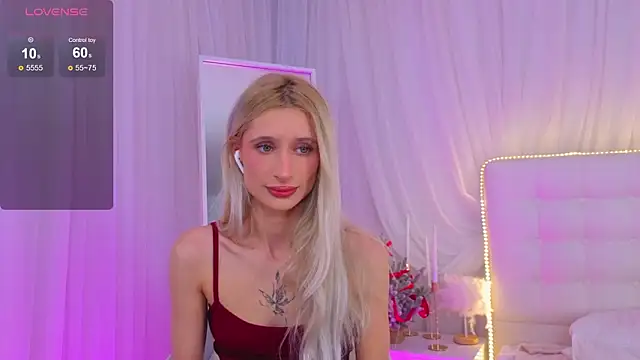 Monica_Leen's cam snapshot