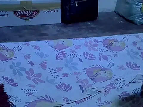 Adaline-Paris's cam snapshot