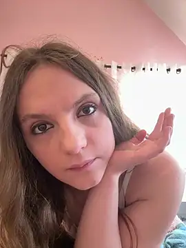 SweetJulia28 live sex cam