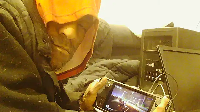 TheComfortBroker live sex cam