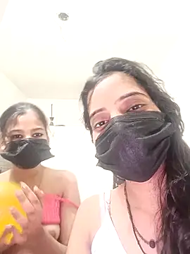 Hot-komall live sex cam