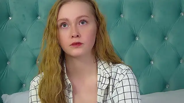 AgataFoxley's cam snapshot