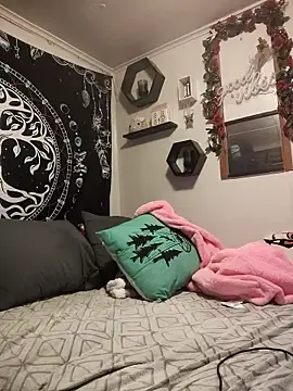 xKittenPawz live sex cam