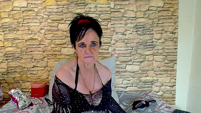 LuciousGrace's cam snapshot