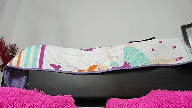 martinaclark's cam snapshot